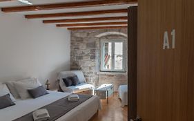 Camenno Apartments-The Heart Of Diocletian'S Palace-Open All Winter!