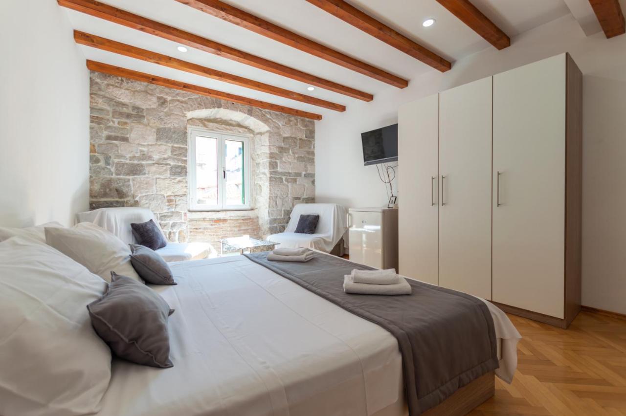 Camenno Apartments-The Heart Of Diocletian'S Palace-Open All Winter! Split Exteriör bild