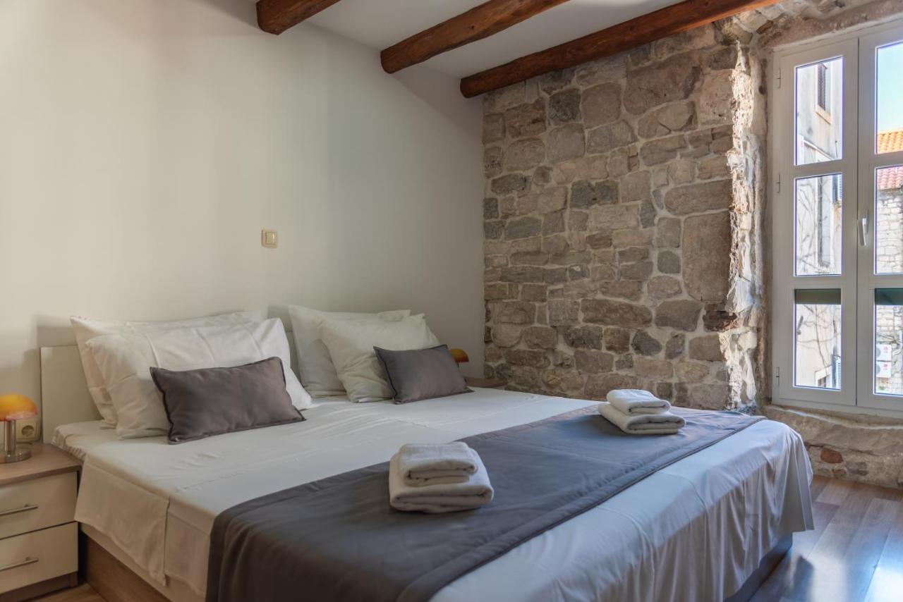 Camenno Apartments-The Heart Of Diocletian'S Palace-Open All Winter! Split Exteriör bild